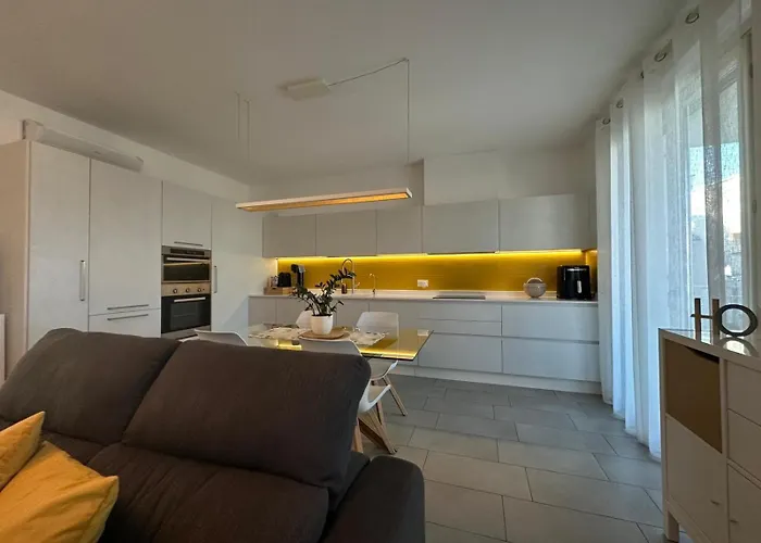 Lorry Living Marula Apartment Cavalcaselle